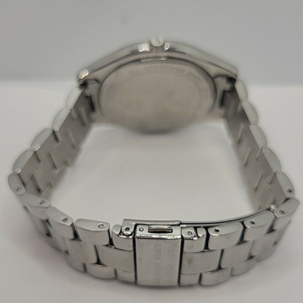 Michael Kors Runway MK3371 Womens Stainless Steel Analog Dial Quartz Watch BC697 - Picture 10 of 10
